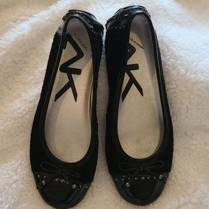 Anne Klein Patent and Suede flats
